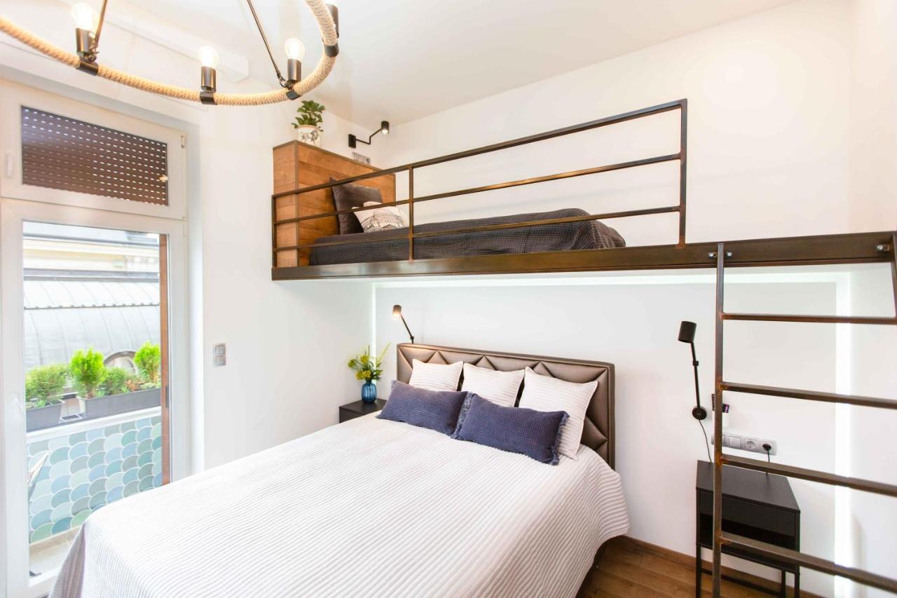 Premium Rooms By Hi5 - Style At The Comedy Theater Βουδαπέστη Εξωτερικό φωτογραφία